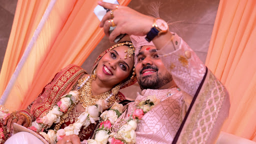 Raghavi Professional Wedding Photographer Event Services | Photographer