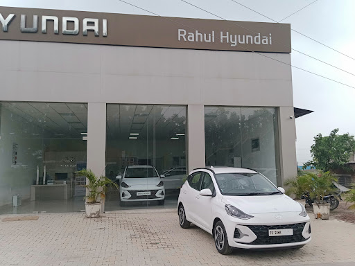 Rahul Hyundai Automotive | Show Room