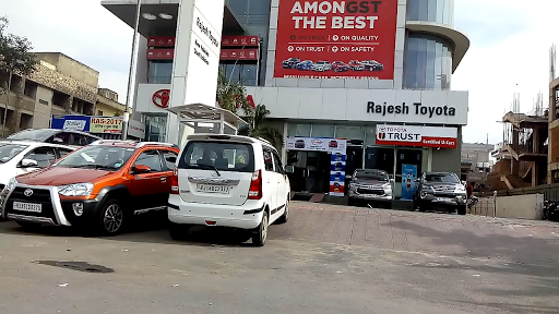 RAJESH TOYOTA Automotive | Show Room