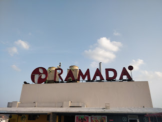 Ramada by Wyndham Logo