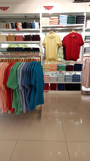 Red Tape Showroom Govindpuram Shopping | Store