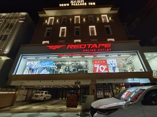 REDTAPE - DELHI - PATEL NAGAR (ONLINE) Shopping | Store