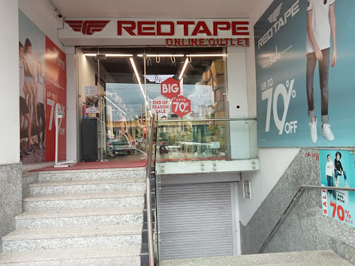 REDTAPE - DELHI - PUL PEHLADPUR (ONLINE) Shopping | Store
