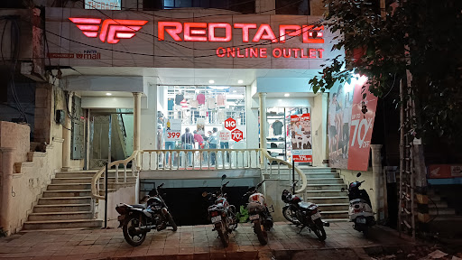 RedTape Online Saraswati Vihar Shopping | Store