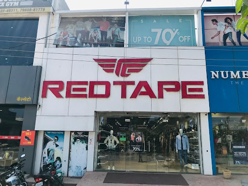 Redtape Store Ladwa Shopping | Store