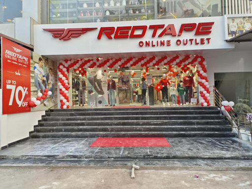 REDTAPE - U.P - NOIDA SEC-141 (ONLINE) Shopping | Store