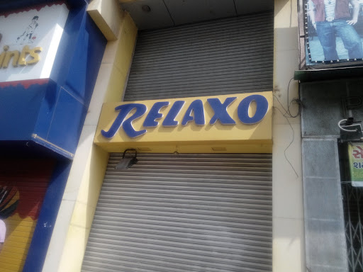 Relaxo Footwear Shopping | Store