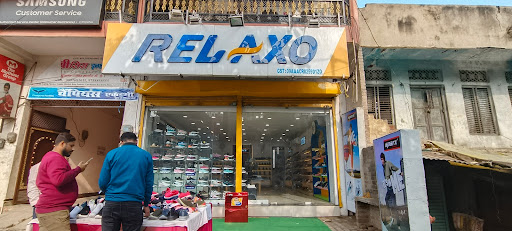 Relaxo Footwear Shopping | Store