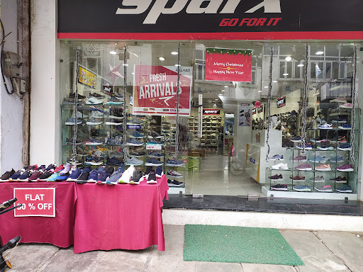 Relaxo Footwear Shopping | Store