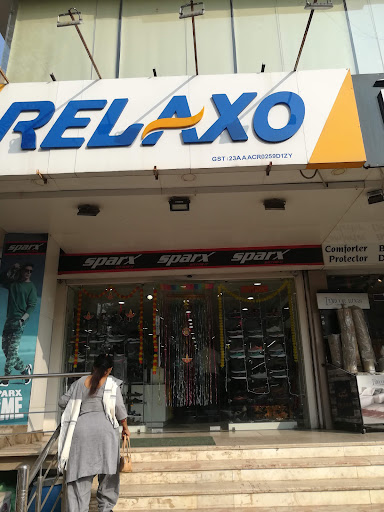 Relaxo Footwear Shopping | Store