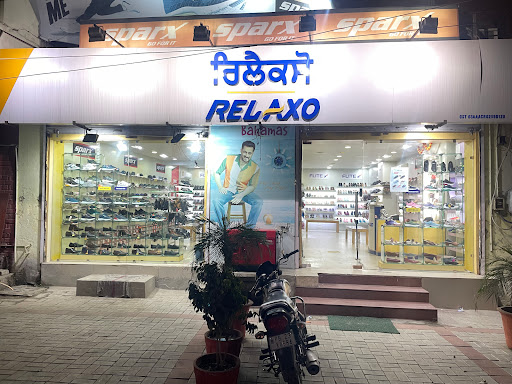 Relaxo Footwear Shopping | Store