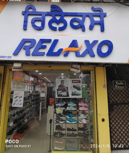 Relaxo Footwear Shopping | Store