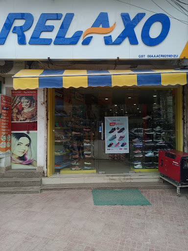 Relaxo Footwear Shopping | Store