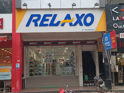 Relaxo Footwear Shopping | Store