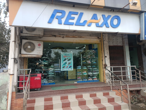 Relaxo Footwear Shopping | Store