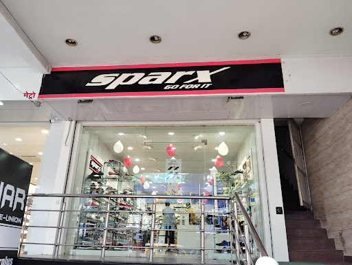 Relaxo Footwear Shopping | Store