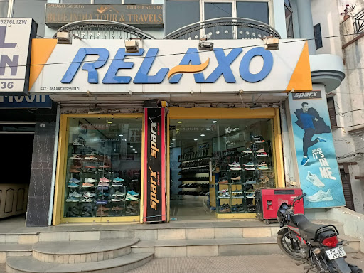 Relaxo Footwear Shopping | Store