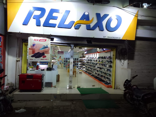 Relaxo Footwear Shopping | Store