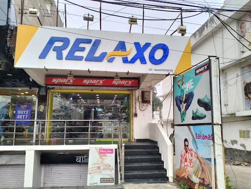 Relaxo Footwear Shopping | Store