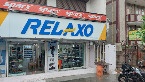 Relaxo Footwear Shopping | Store