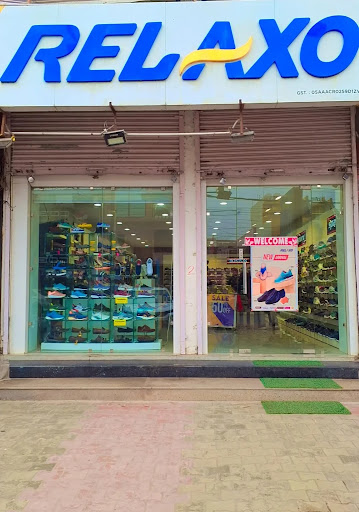 Relaxo Footwear Shopping | Store