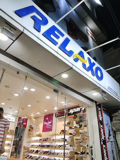 Relaxo Showroom Shopping | Store