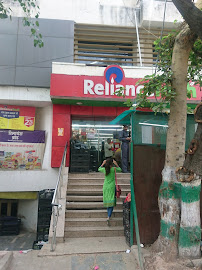 Reliance Fresh Greater Kailash Shopping | Supermarket