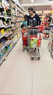 Reliance Mart Jhotwara Shopping | Supermarket