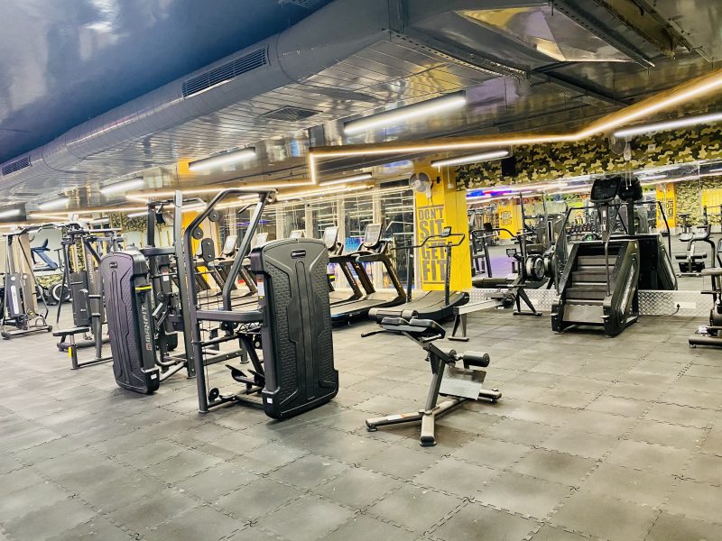 Retro Fit Gym Active Life | Gym and Fitness Centre