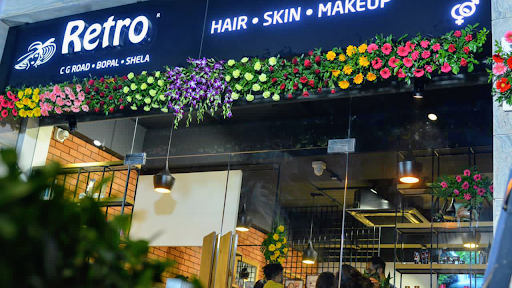 RETRO Salon Shela Active Life | Salon