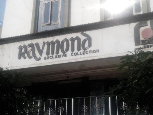 Reymond Exclusive Fabric Depot Shopping | Store