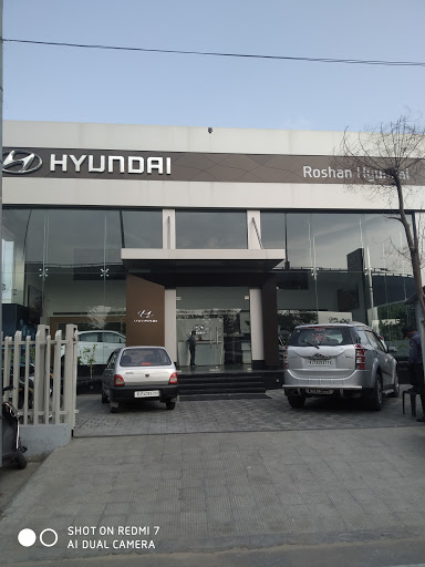 Roshan Hyundai Showroom Automotive | Show Room