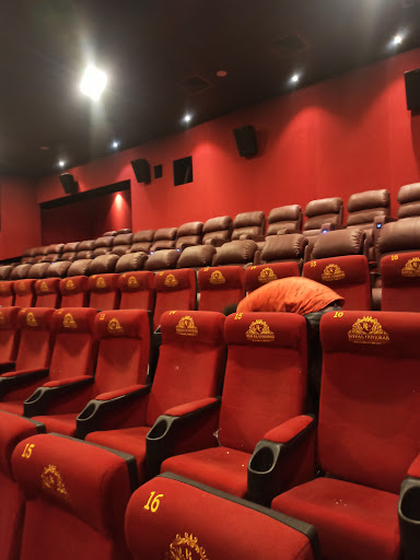 Royal Cinemas Entertainment | Movie Theater
