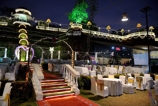 Royal Courtyard Event Services | Banquet Halls