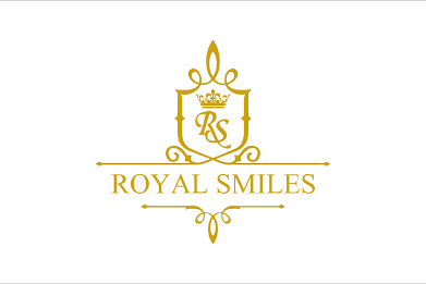 ROYAL SMILES DENTAL CLINIC - Logo