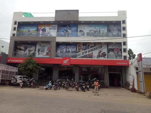 SAHIL HONDA Automotive | Show Room