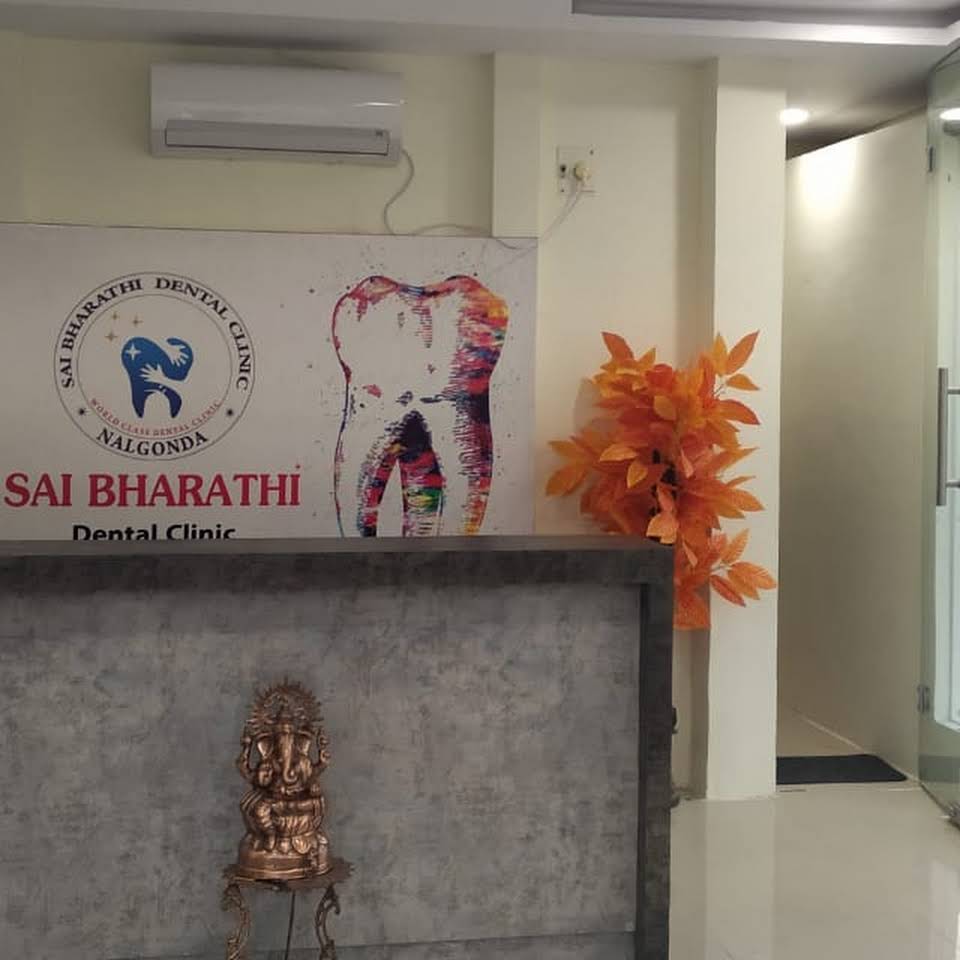 sai bharathi dental clinic Logo