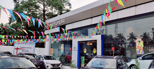 Saini Hyundai SALES Automotive | Show Room