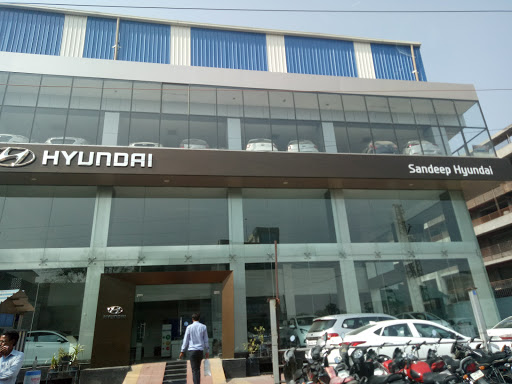 Sandeep Hyundai Automotive | Show Room