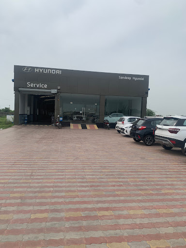 Sandeep Hyundai showroom Automotive | Show Room
