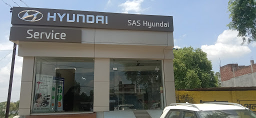 SAS Hyundai Raebareli Automotive | Show Room