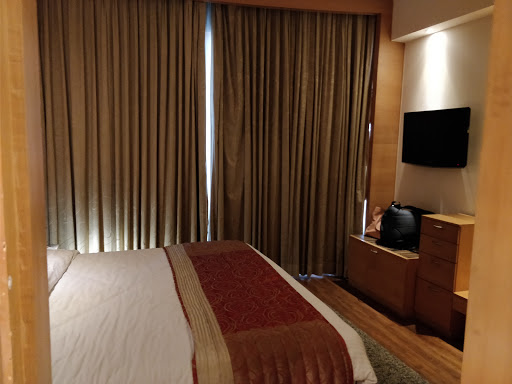 Savoy Suites Accomodation | Hotel