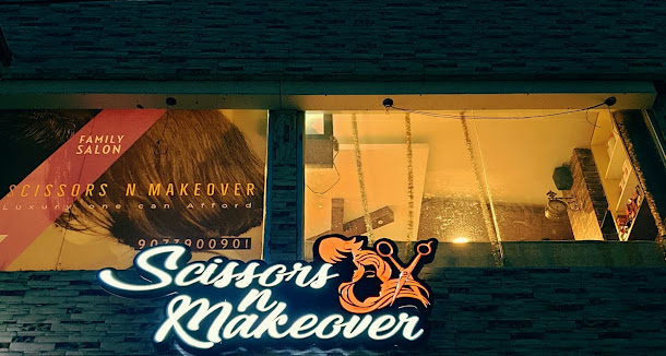 Scissors n Makeover Logo