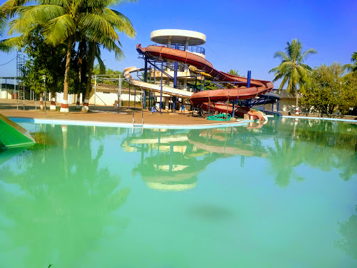 Shangrila Resort and Waterpark Entertainment | Water Park