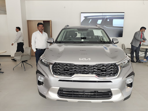 Shivaay KIA, Ghatkopar Automotive | Show Room