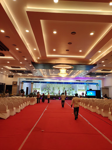 Shree Nandhini Palace Event Services | Banquet Halls