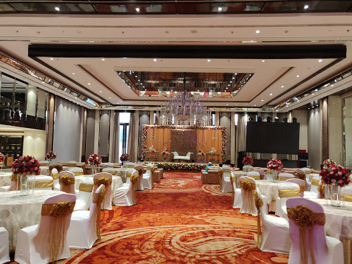 Silver Spoons Event Services | Banquet Halls