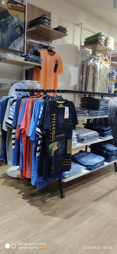 SIYARAM FACTORY OUTLET - SILVASSA LANDMARK Shopping | Store