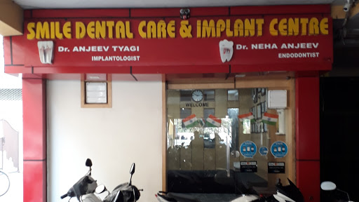 Smile Dental Care & Implant Centre Medical Services | Dentists