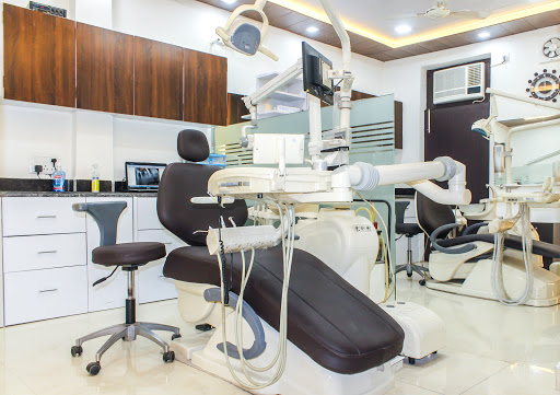 Smilemax Dental Clinic Medical Services | Dentists